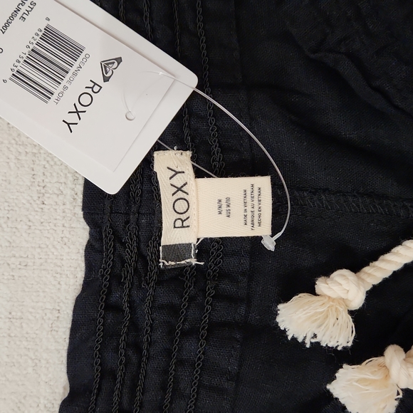 ROXY Black Linen Drawstring Shorts - Picture 2 of 7
